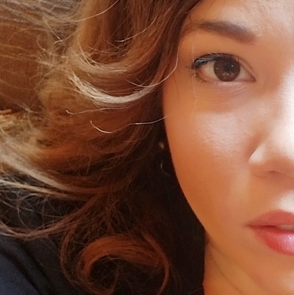 Meet your Posher, Pauline - Picture 2 of 4